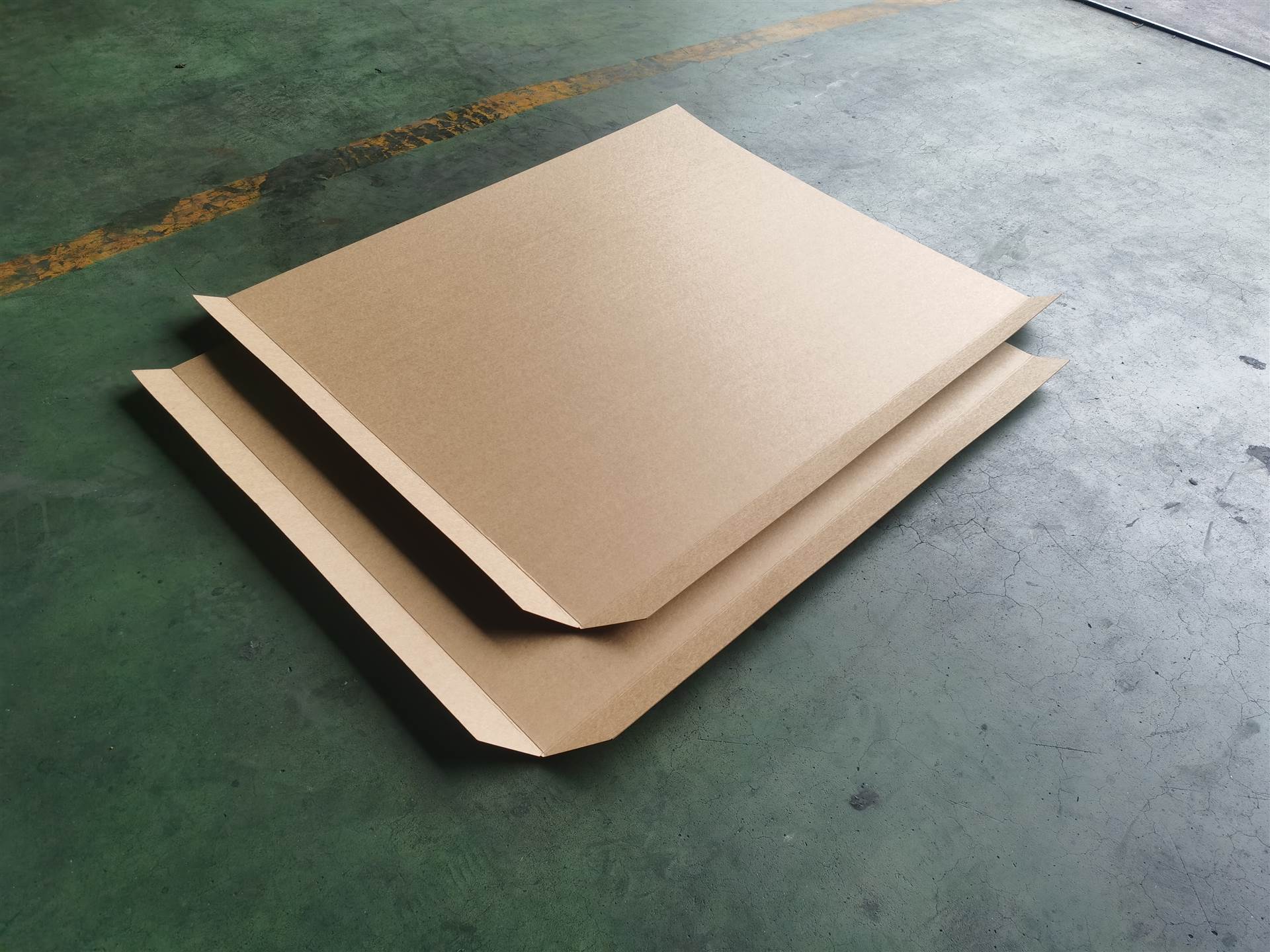春彩 牛皮纸滑板 paper slipsheet 纸滑托盘 滑托板 滑板纸 纸滑片 0.6mm /
